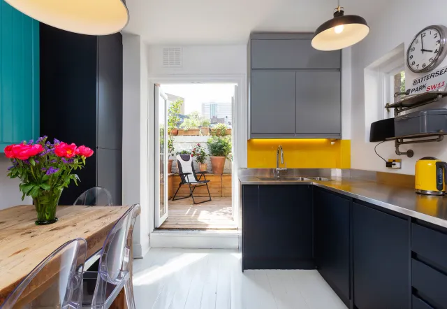 Winders Road, holiday home in Battersea, London