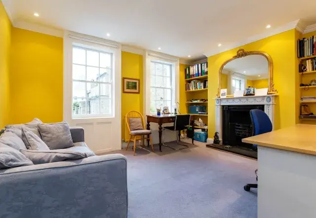 Cleaver Street, holiday home in London