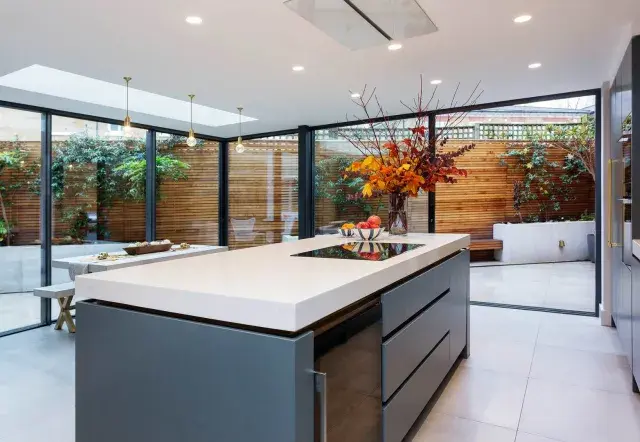 Elms Crescent, holiday home in Clapham, London