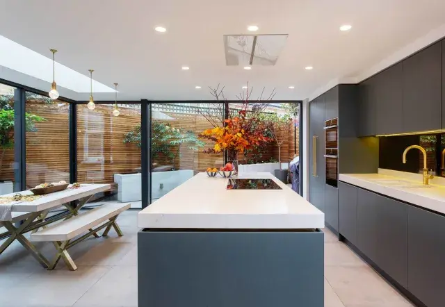 Elms Crescent, holiday home in Clapham, London