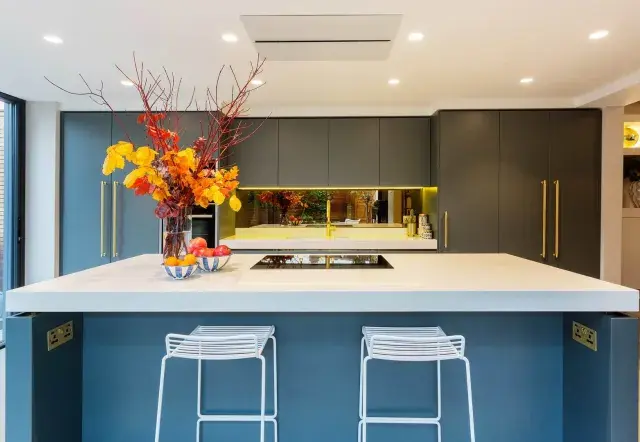 Elms Crescent, holiday home in Clapham, London