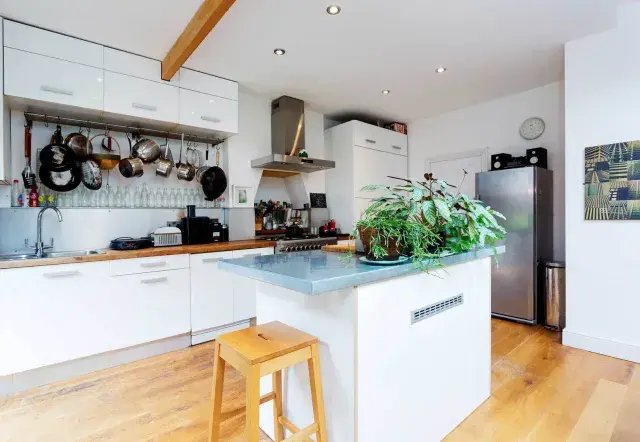 Bouverie Road, holiday home in London