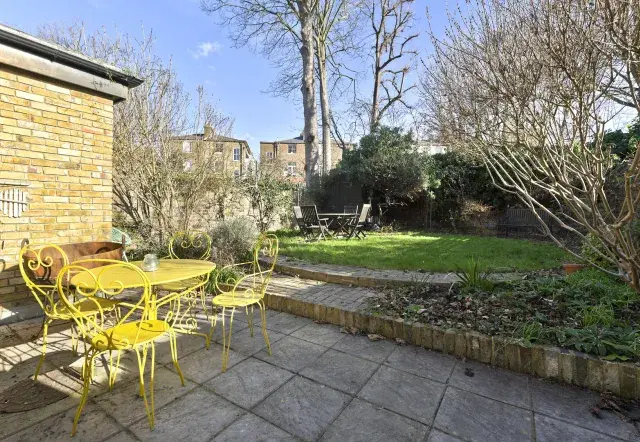 Southgate Road, holiday home in London