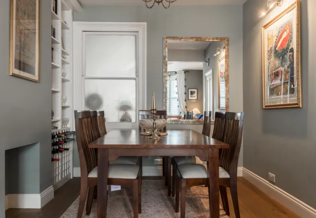 Rowena Crescent, holiday home in Battersea, London