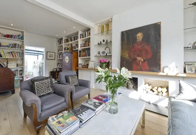 Masbro Road, holiday home in Kensington, London