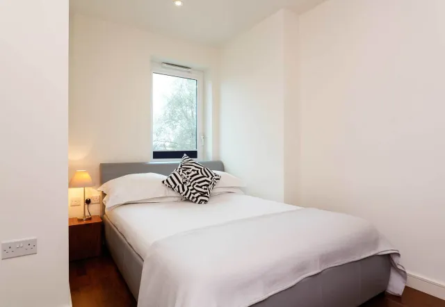 Enterprise Way, holiday home in Wandsworth, London