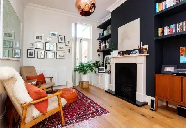 Strahan Road, holiday home in London