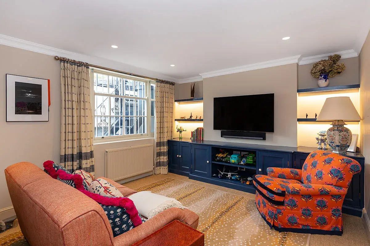 Pembroke Square, holiday home in Kensington, London