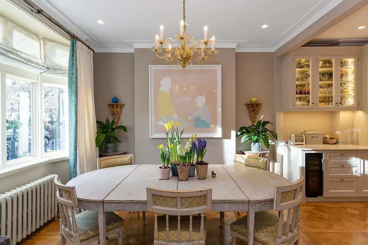 Pembroke Square, holiday home in Kensington, London