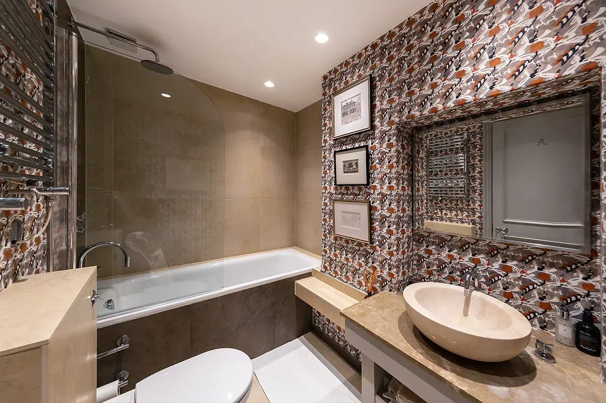 Pembroke Square, holiday home in Kensington, London