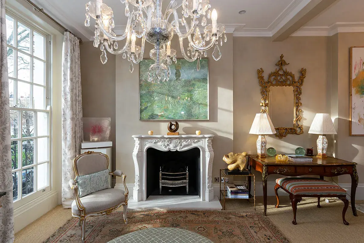 Pembroke Square, holiday home in Kensington, London