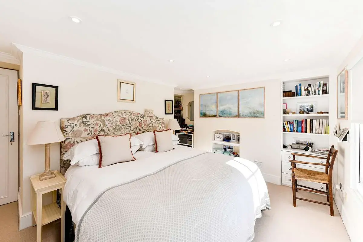 Peel Street, holiday home in Kensington, London