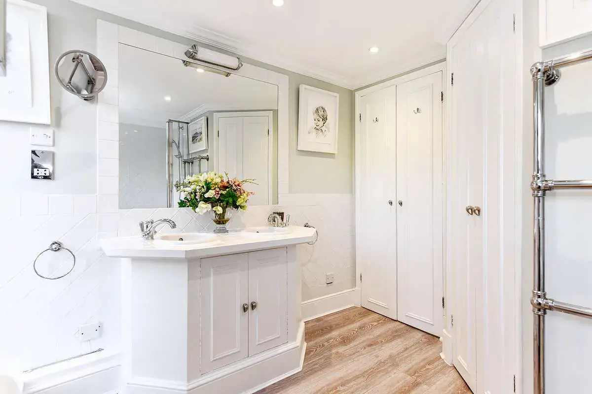 Peel Street, holiday home in Kensington, London