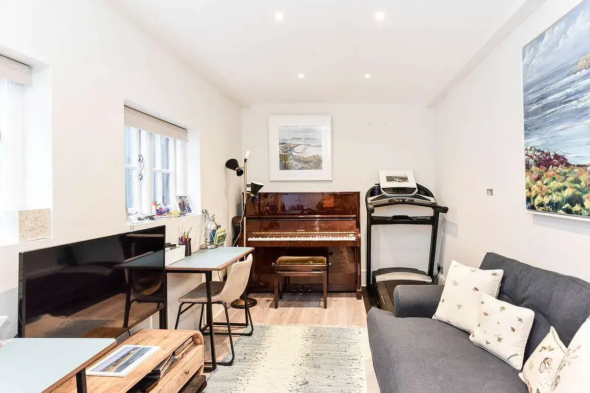 Peel Street, holiday home in Kensington, London