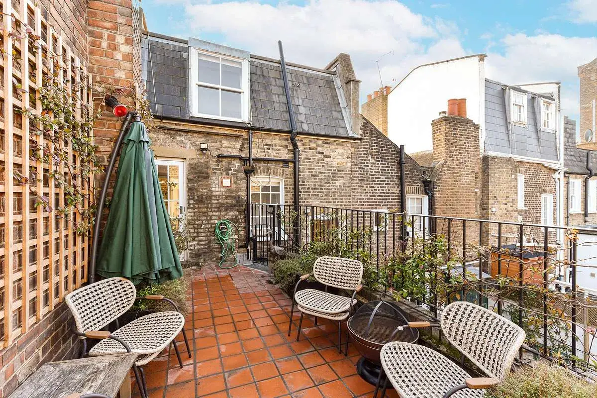 Peel Street, holiday home in Kensington, London