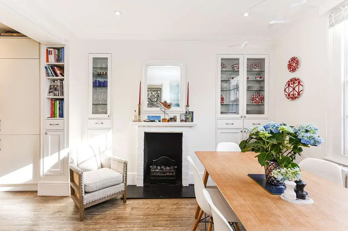 Peel Street, holiday home in Kensington, London