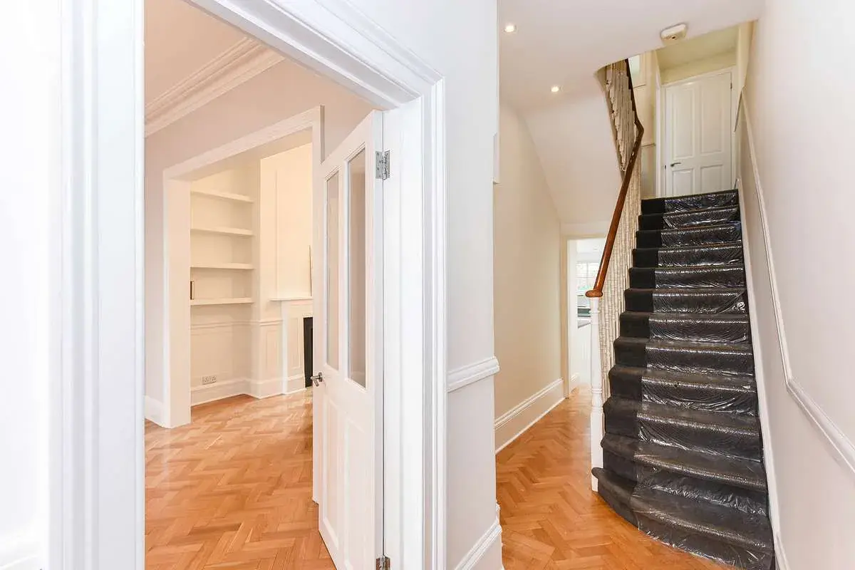 Hamilton Gardens, holiday home in St Johns Wood, London