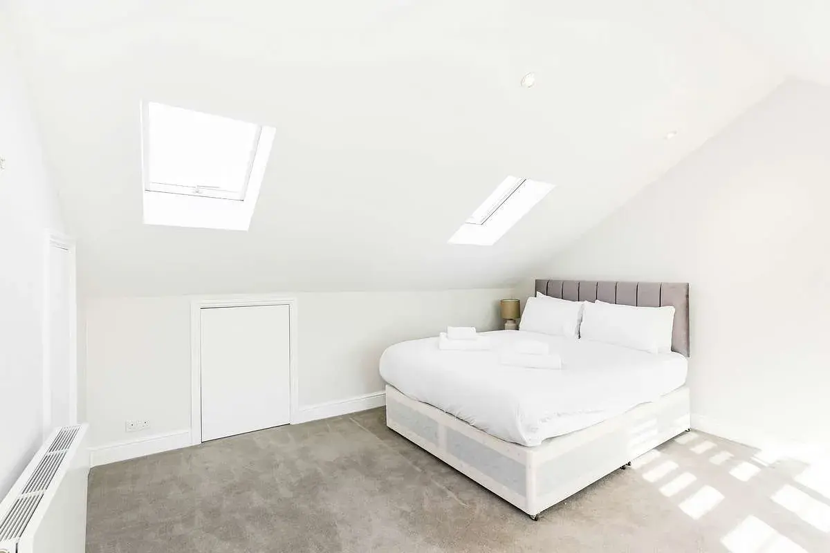 Hamilton Gardens, holiday home in St Johns Wood, London