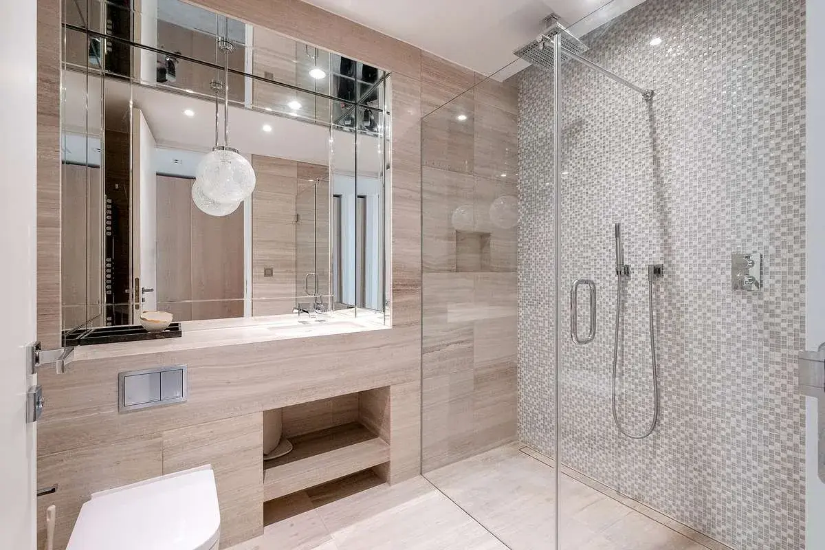 Riverside Penthouse, holiday home in Borough, London