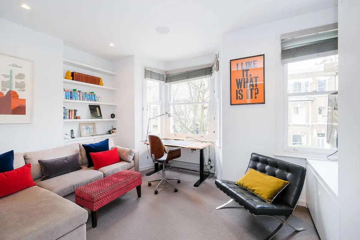 Rush Hill Road, holiday home in Clapham, London