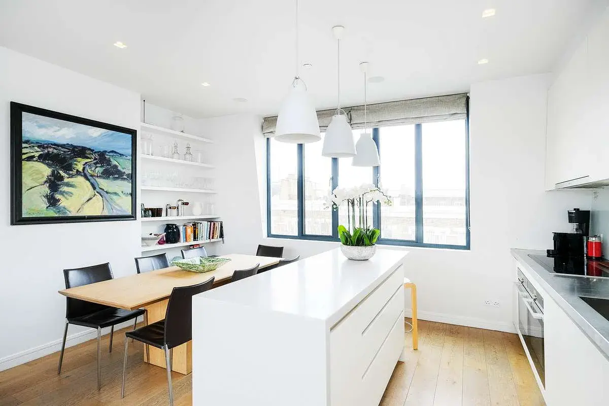 Rush Hill Road, holiday home in Clapham, London