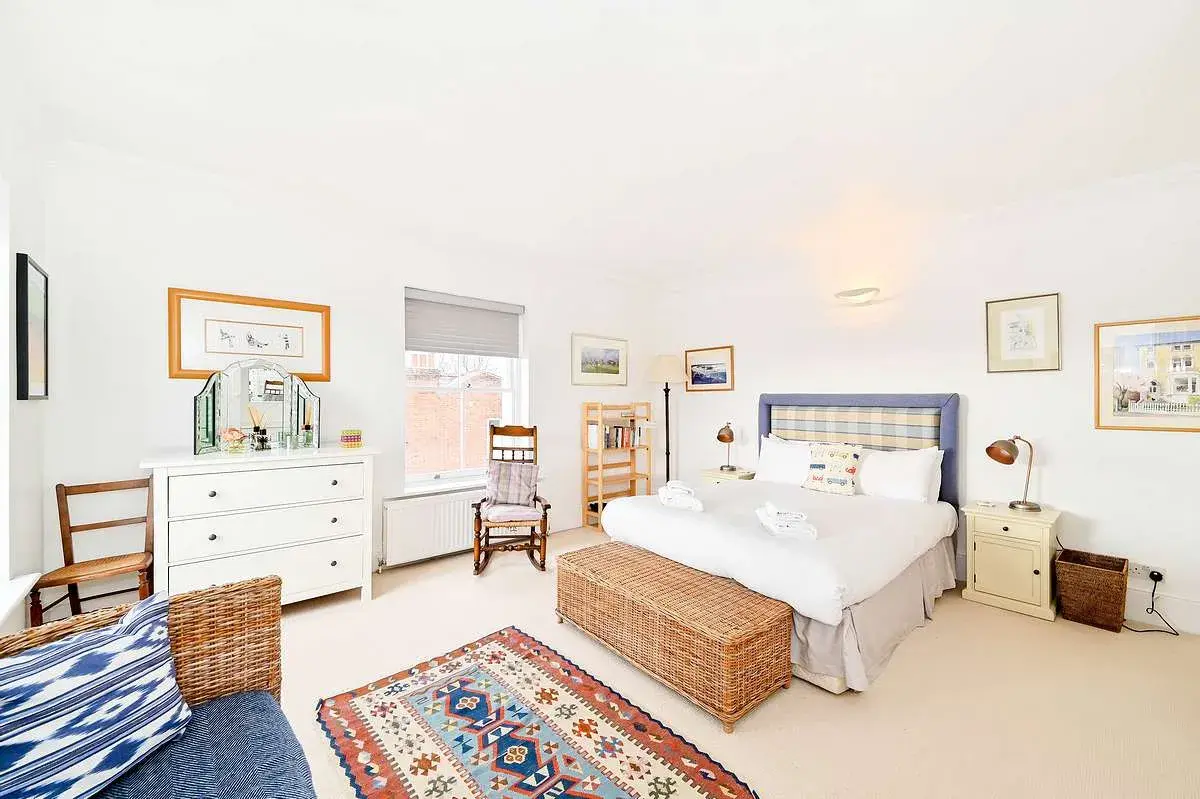 Deodar Road, holiday home in Putney, London