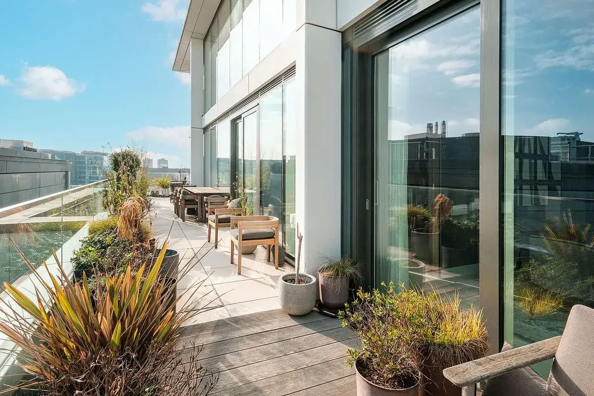 Riverside Penthouse II , holiday home in Borough, London