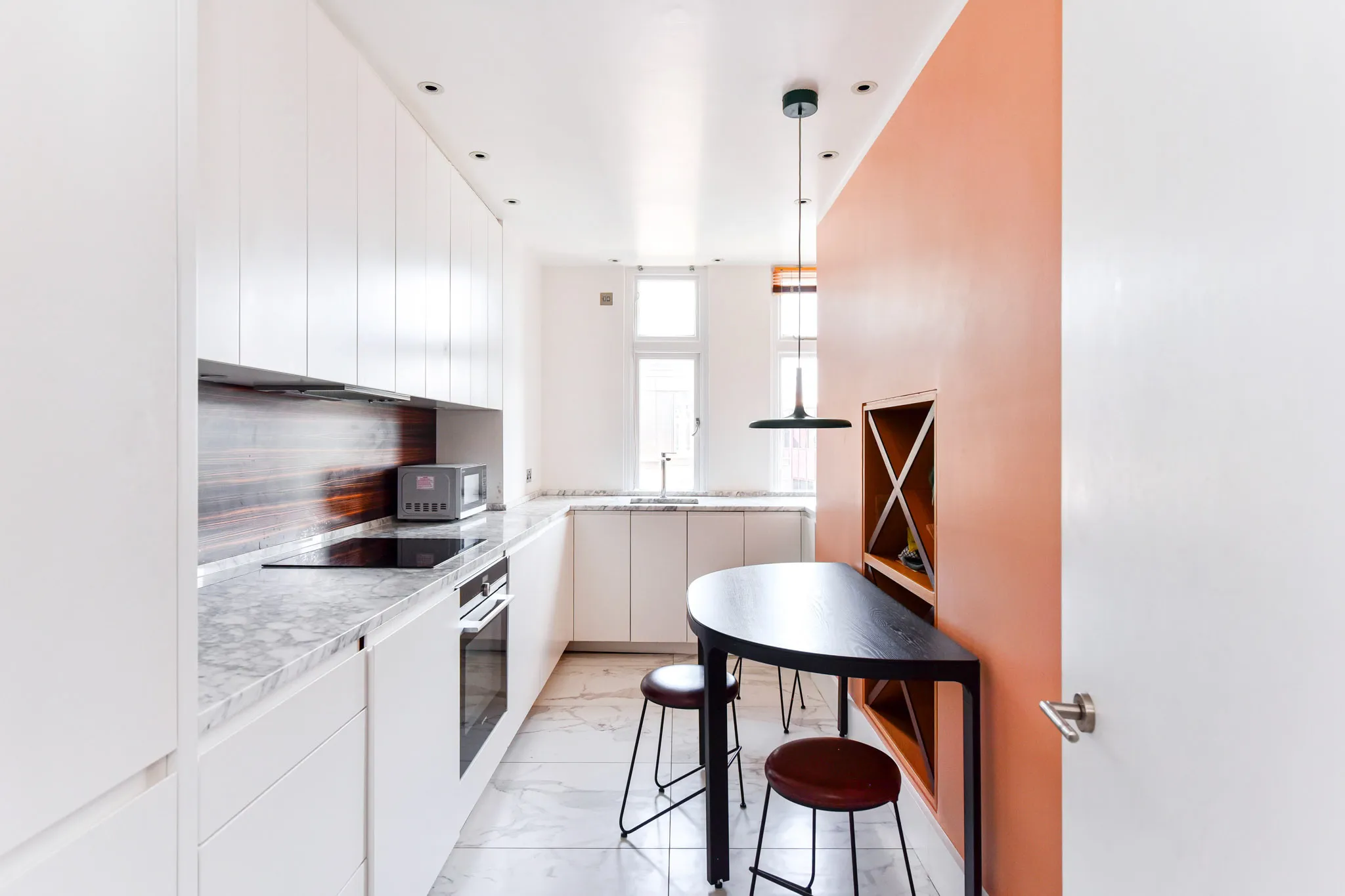 Iverna Court, holiday apartment in Kensington, London