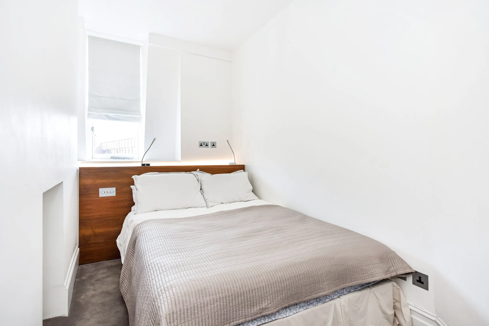 Iverna Court, holiday apartment in Kensington, London