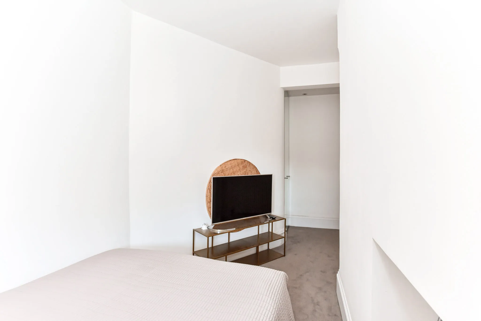 Iverna Court, holiday apartment in Kensington, London