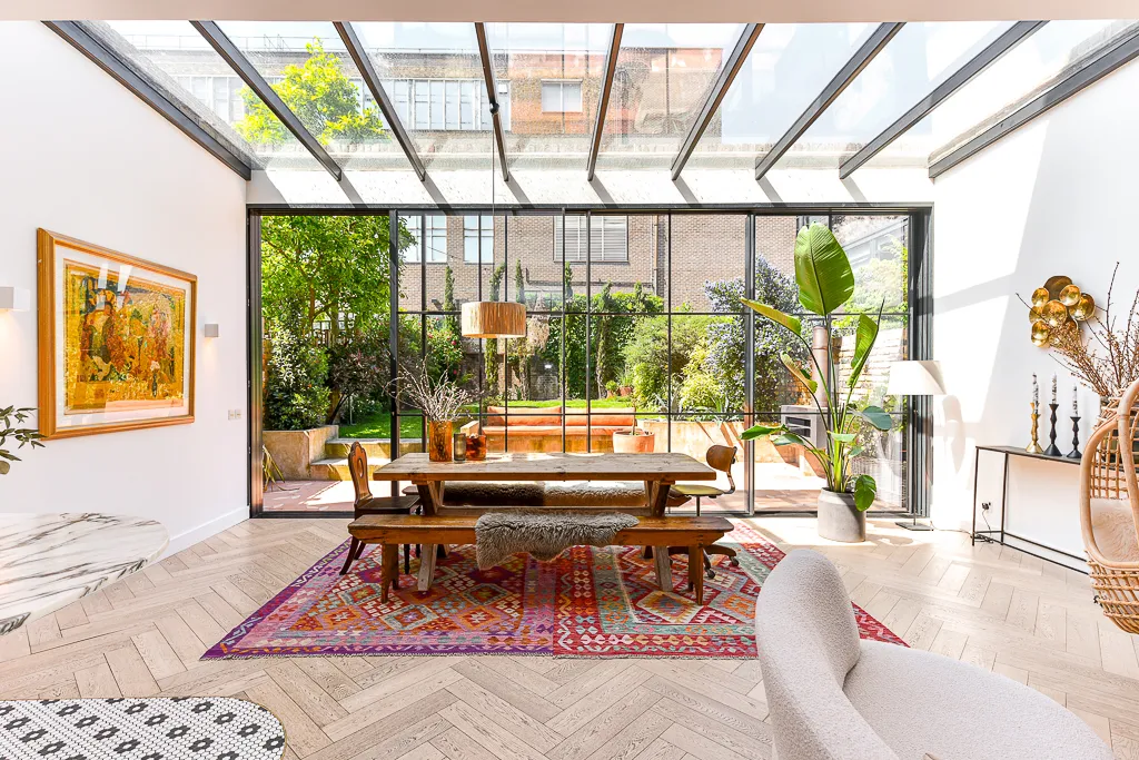 Hadley Gardens, holiday home in Chiswick, London