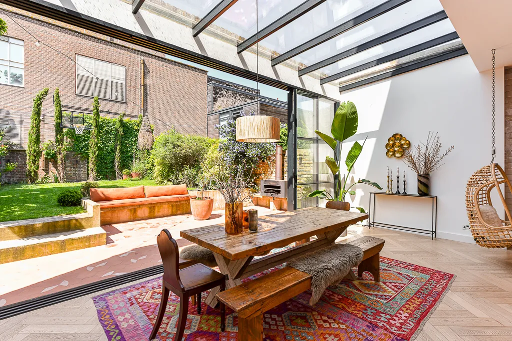 Hadley Gardens, holiday home in Chiswick, London