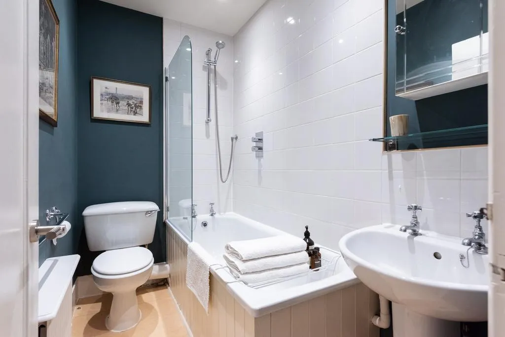 Campden Hill Gardens, holiday apartment in Notting Hill, London