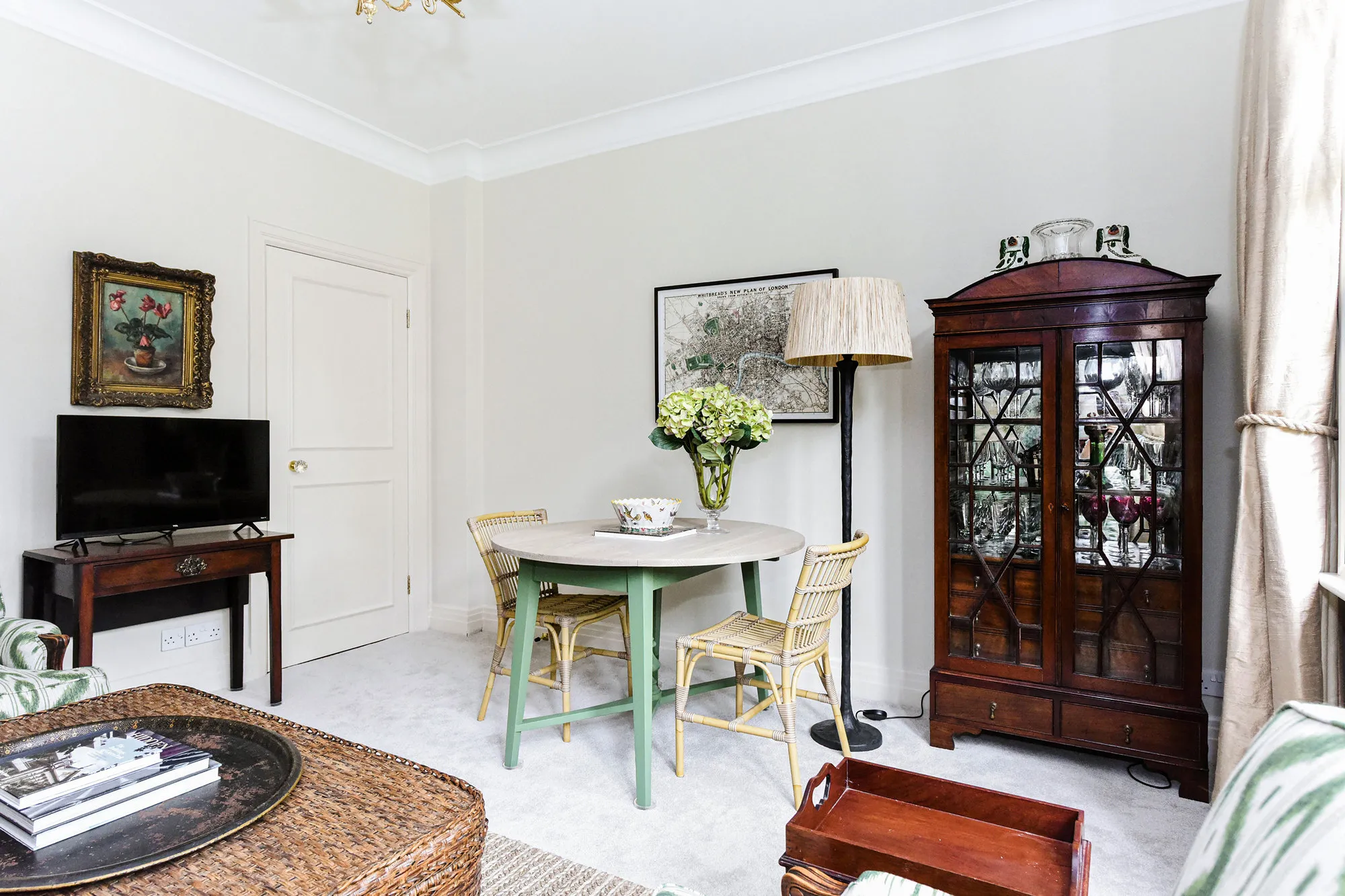 Kensington Gardens, holiday apartment in Kensington, London