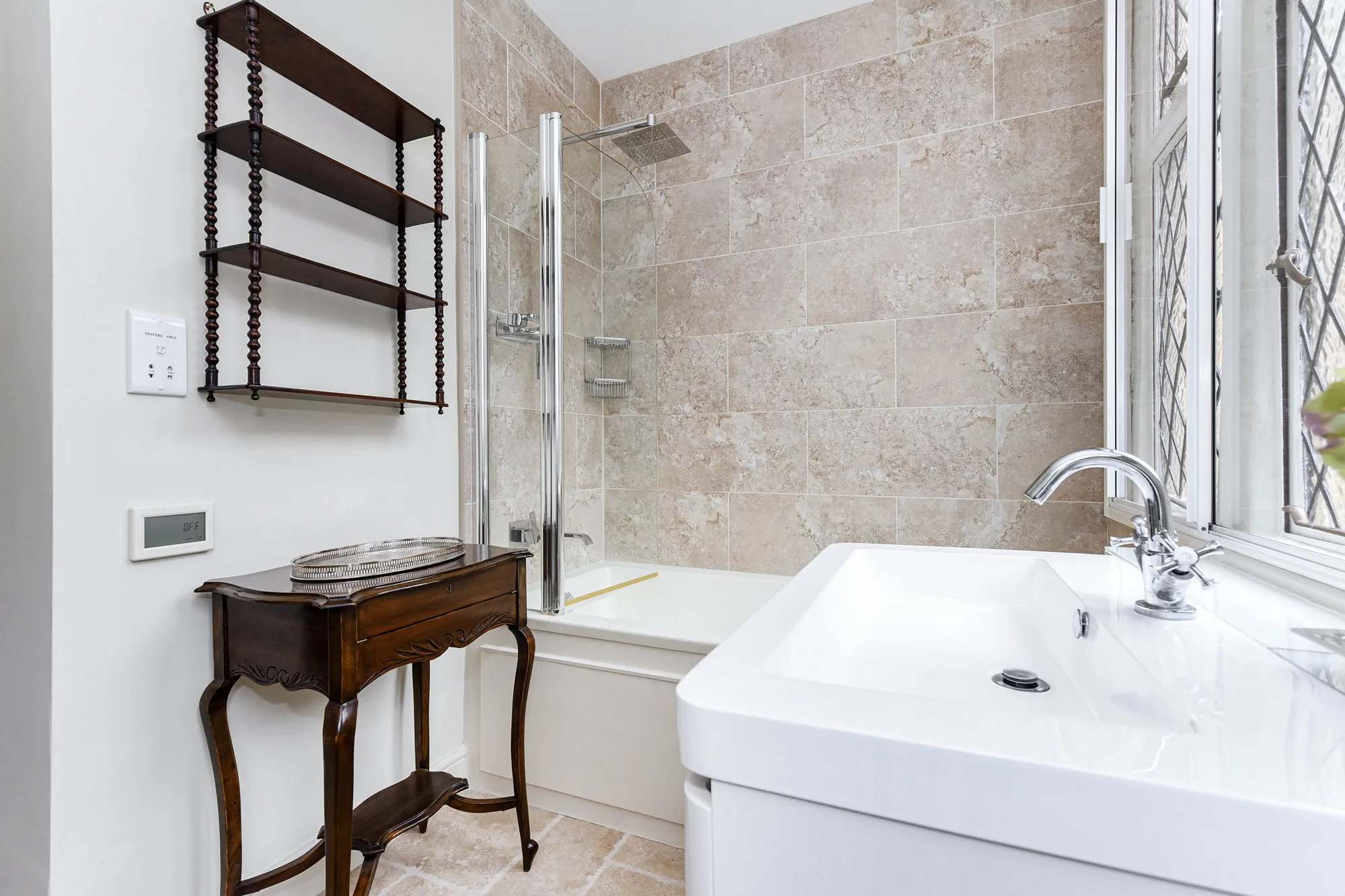 Kensington Gardens, holiday apartment in Kensington, London