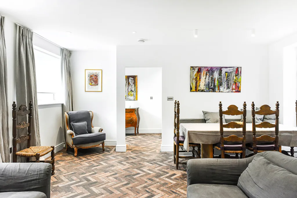 Albert Mews II, holiday mews in Kensington, London