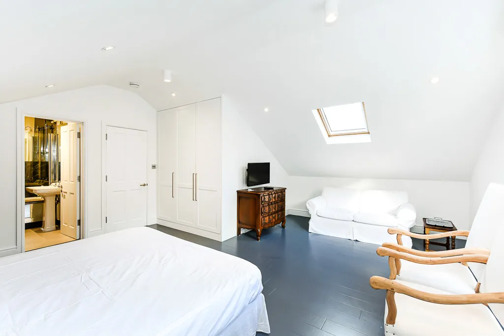 Albert Mews II, holiday mews in Kensington, London