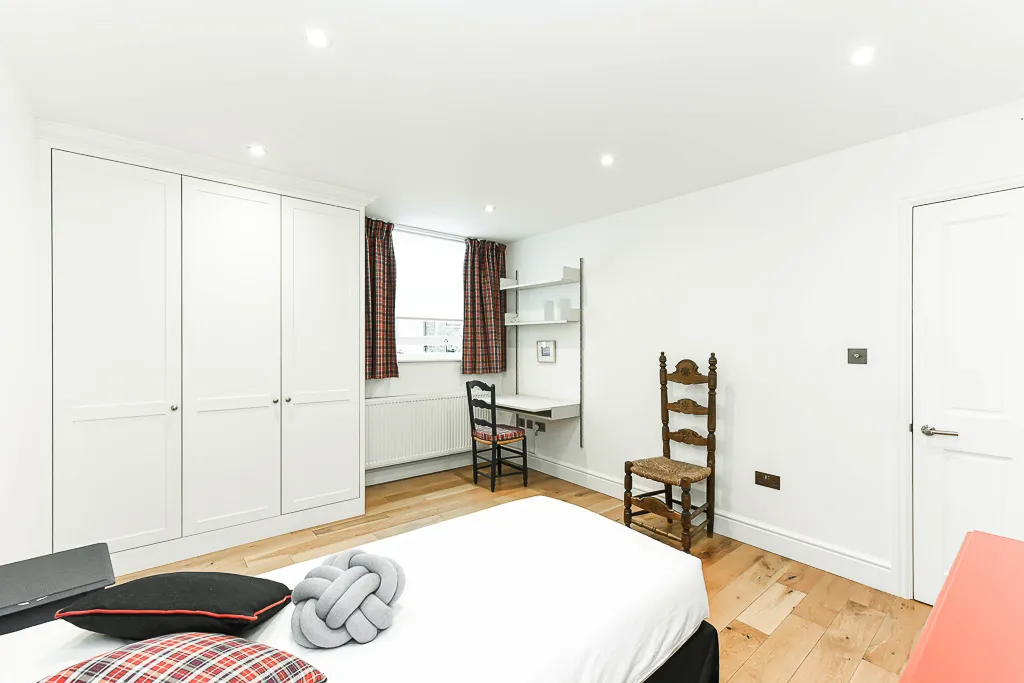 Albert Mews II, holiday mews in Kensington, London