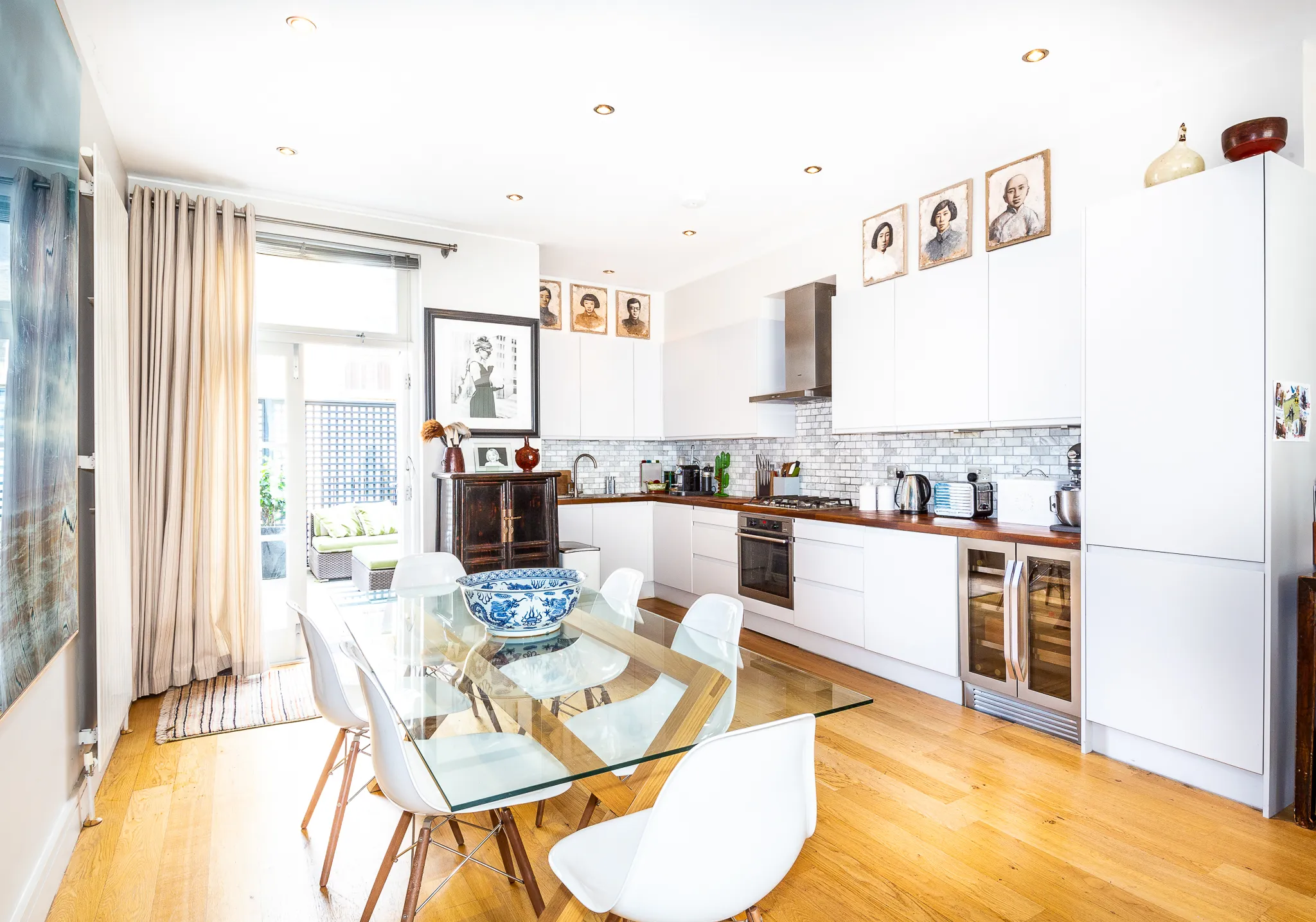 Portobello Road, holiday apartment in Notting Hill, London