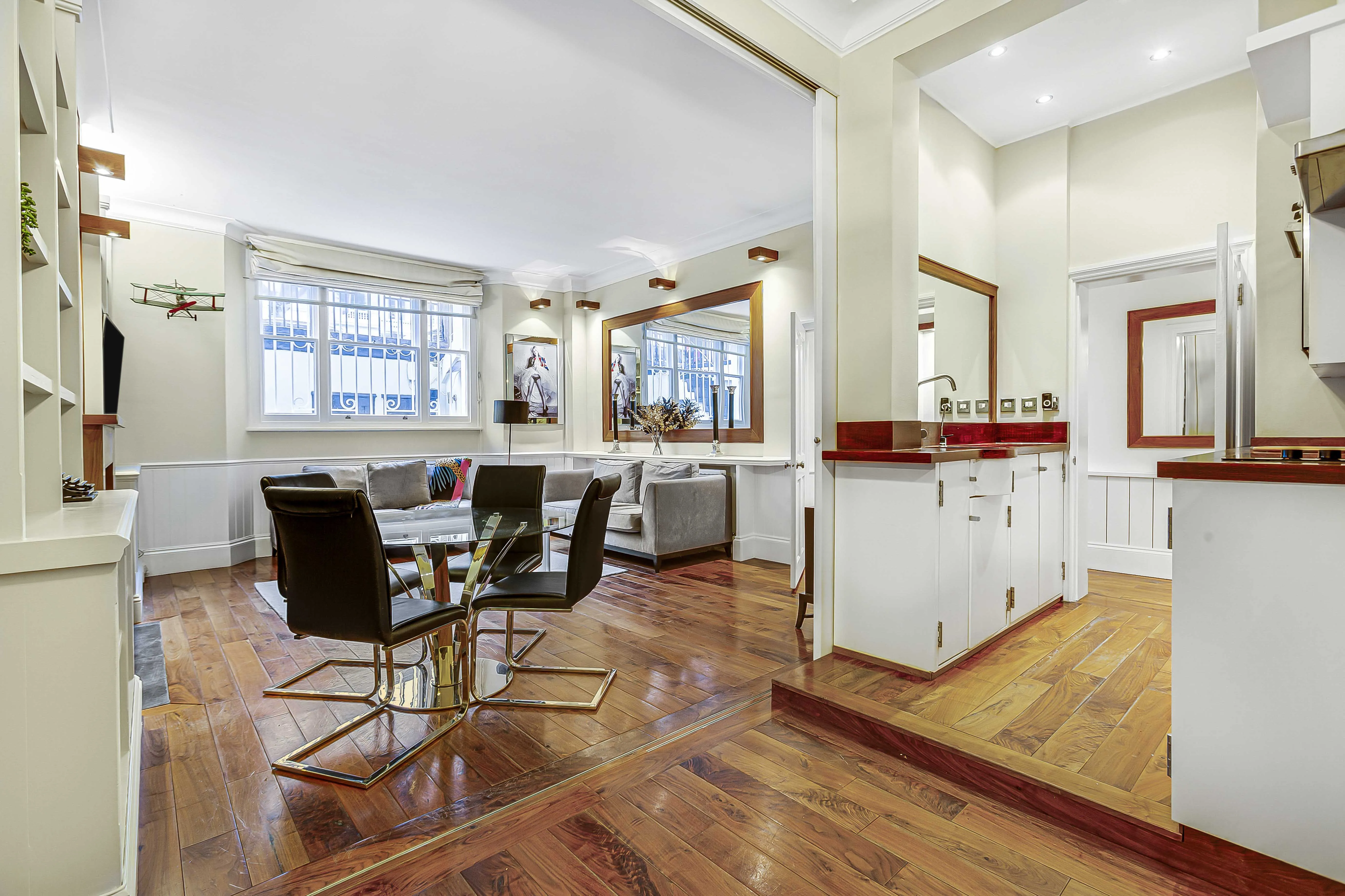 Queens Gate II, holiday apartment in Kensington, London