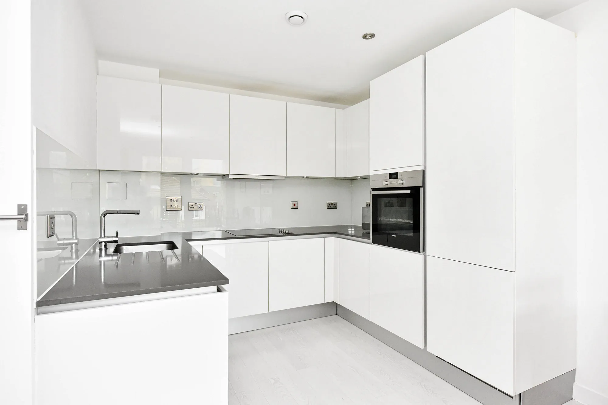 Vintry Court, holiday apartment in City of London & Borough, London