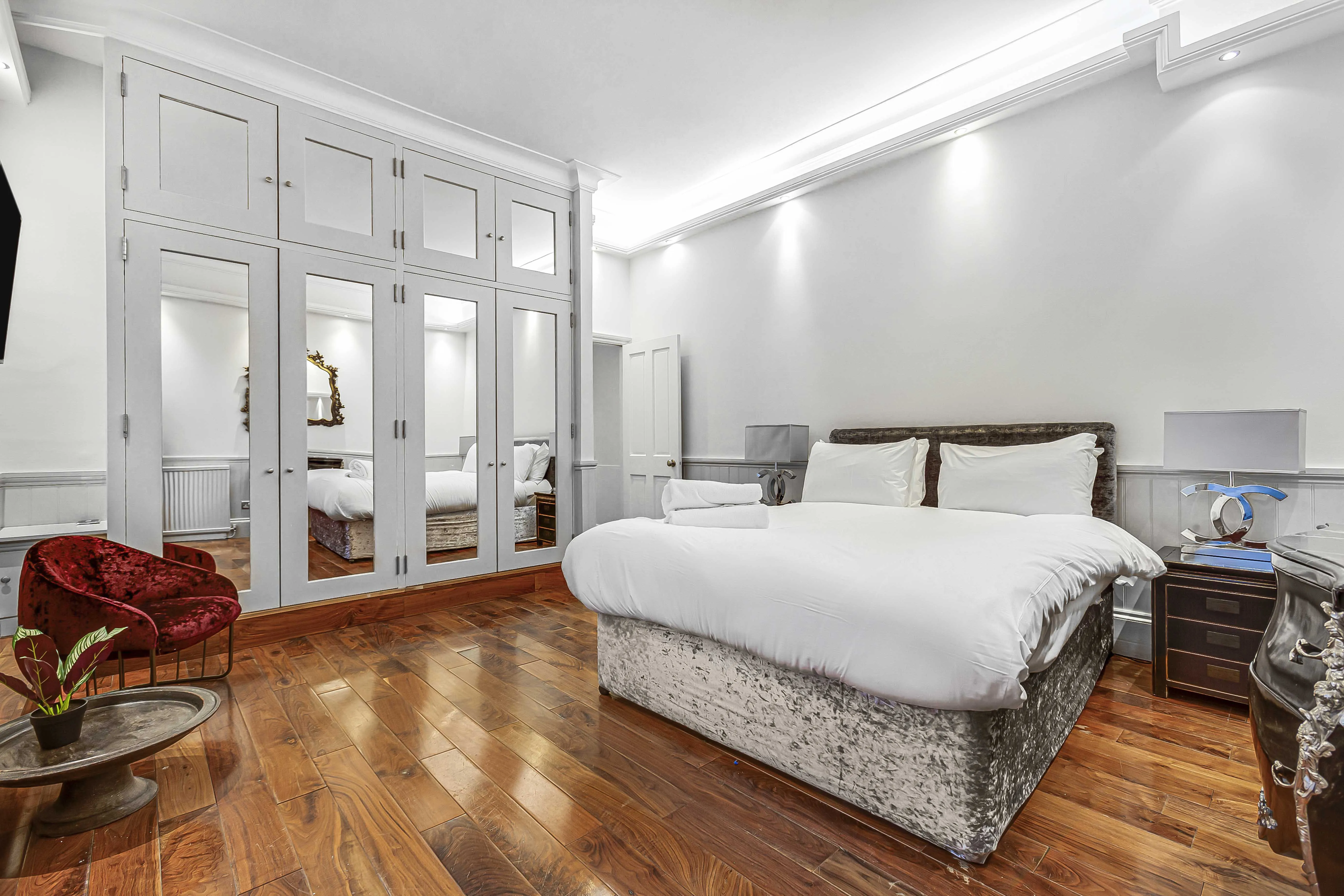 Queens Gate II, holiday apartment in Kensington, London