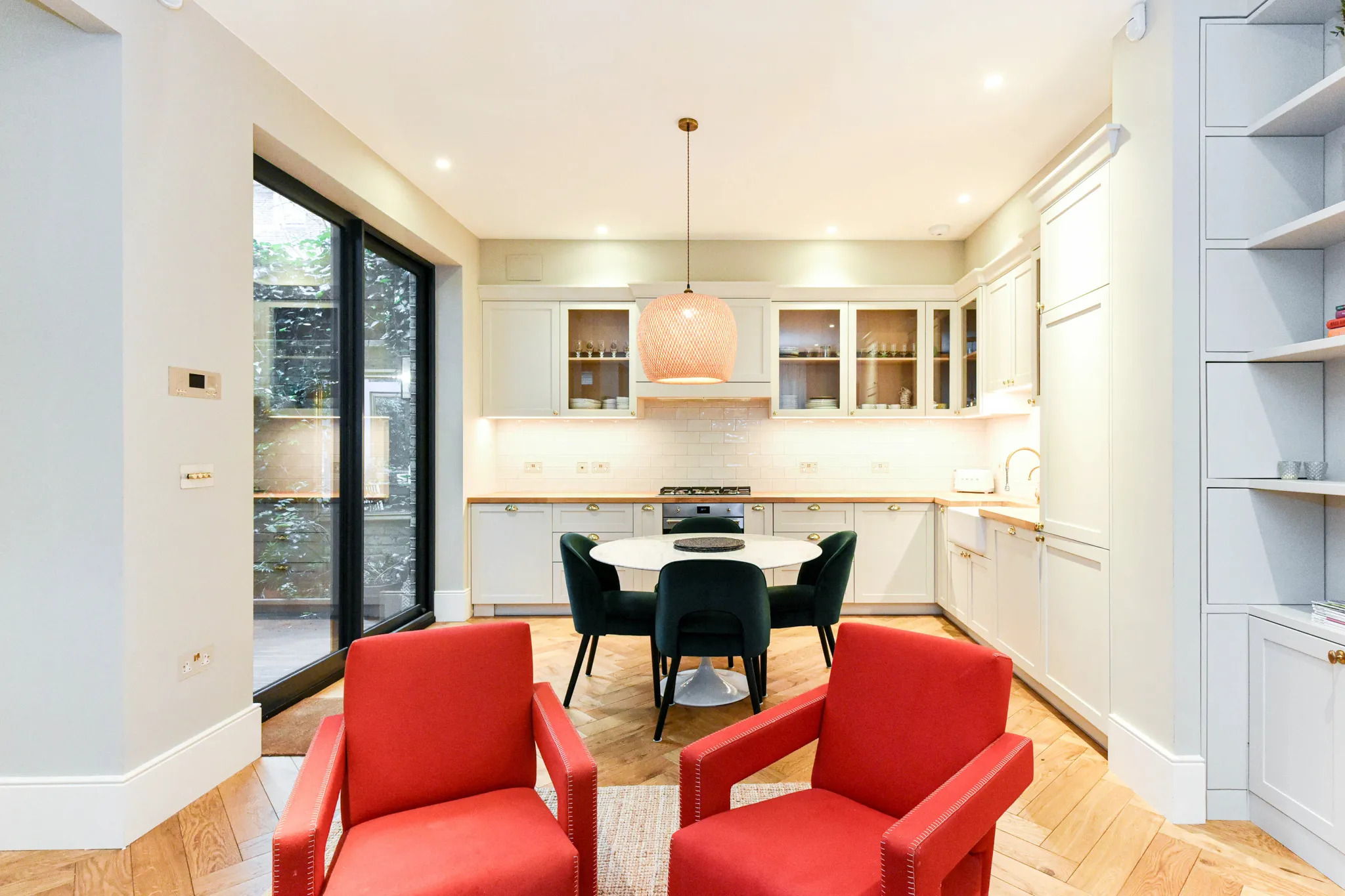 Ladbroke Walk, holiday mews in Holland Park, London