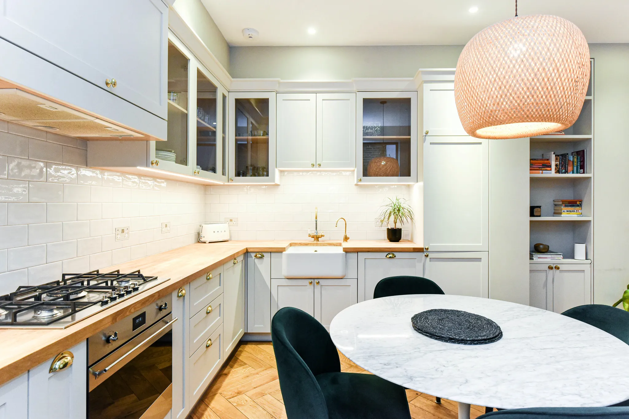 Ladbroke Walk, holiday mews in Holland Park, London