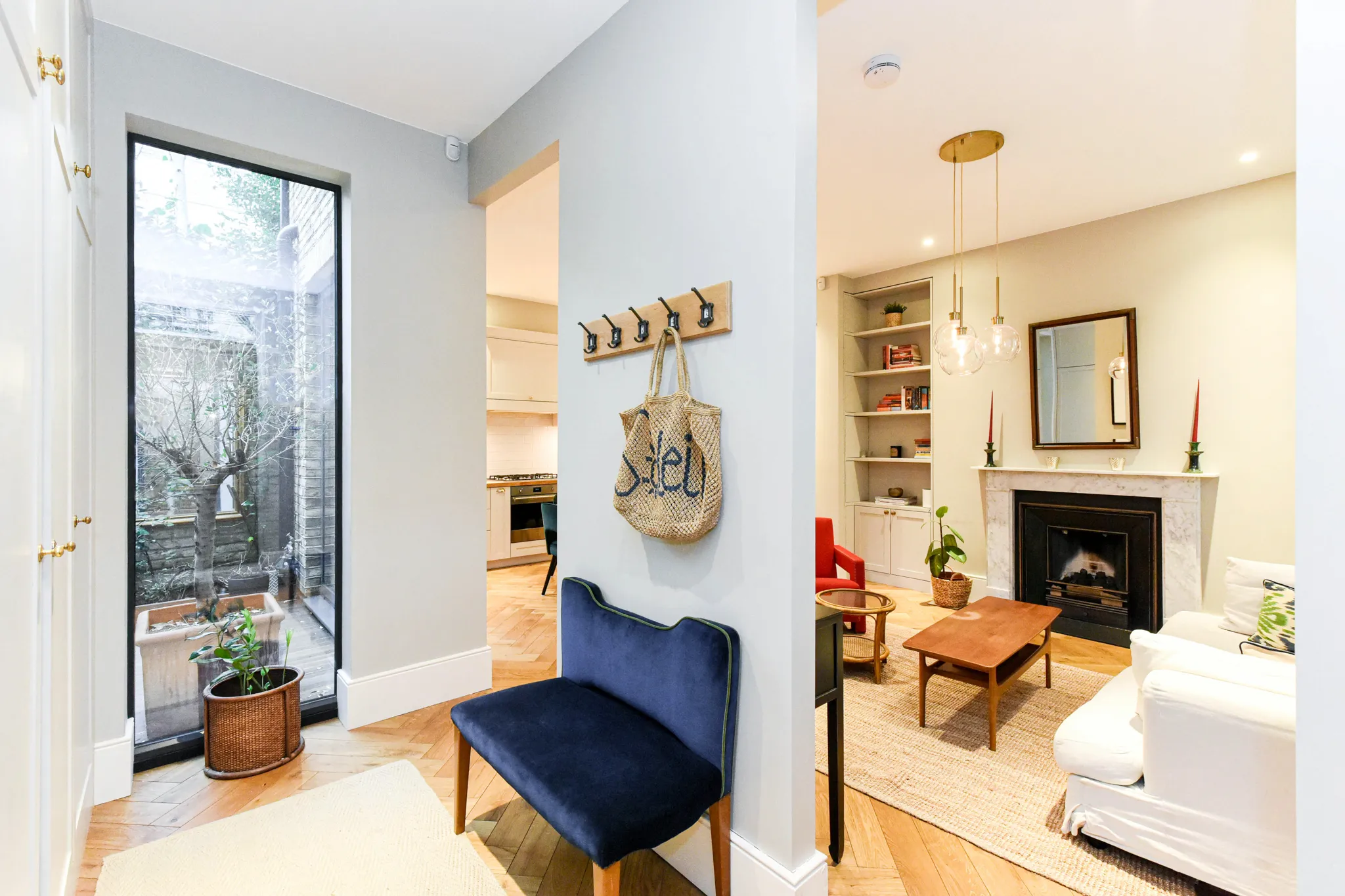 Ladbroke Walk, holiday mews in Holland Park, London