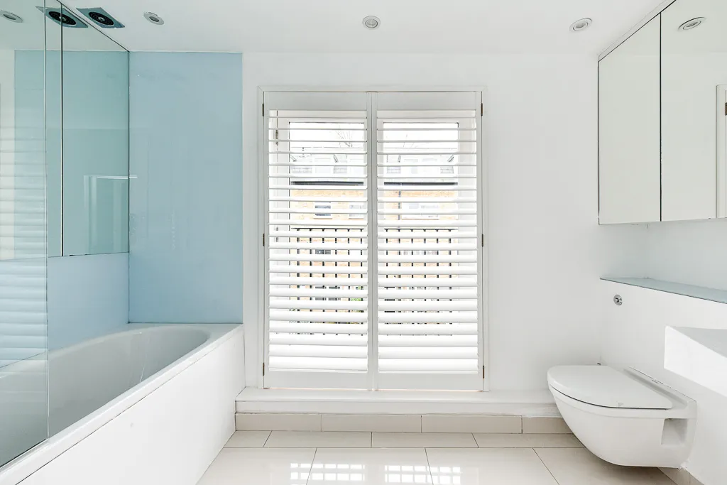 Boyne Terrace Mews, holiday mews in Holland Park, London