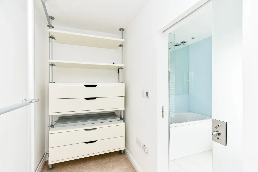 Boyne Terrace Mews, holiday mews in Holland Park, London