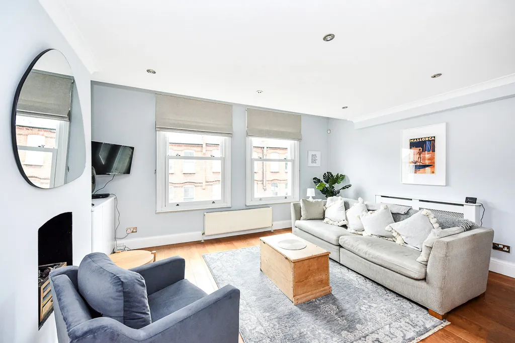 New Kings Road, holiday apartment in Fulham, London