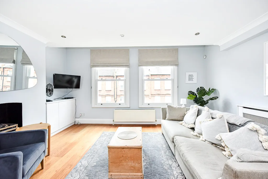 New Kings Road, holiday apartment in Fulham, London