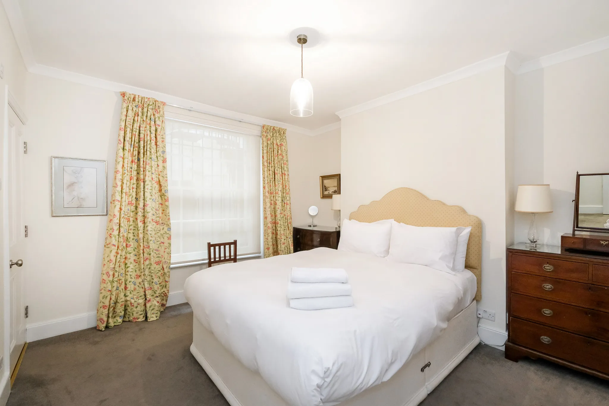 Winchester Street, holiday apartment in Pimlico, London